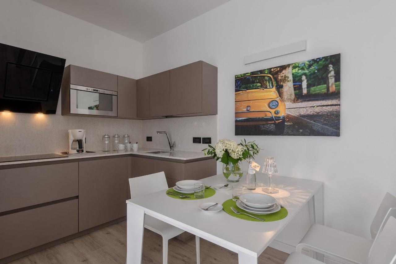 Residence Toblini Torbole Sul Garda Bagian luar foto