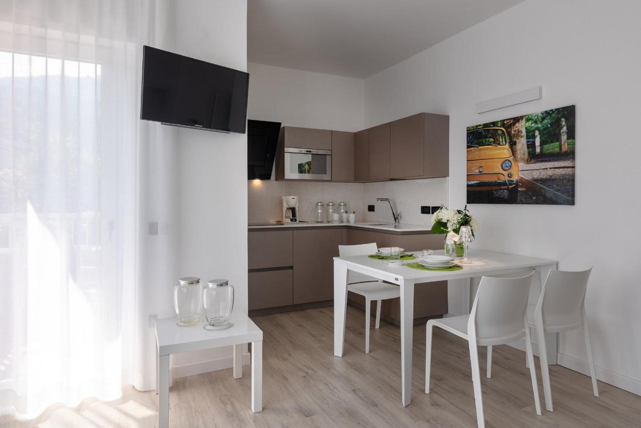 Residence Toblini Torbole Sul Garda Bagian luar foto