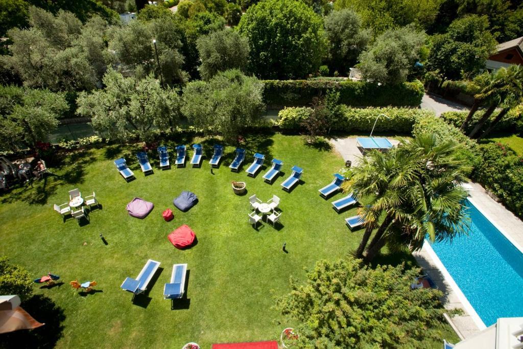 Residence Toblini Torbole Sul Garda Bagian luar foto